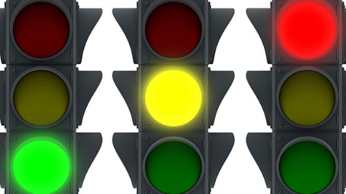 1180x557trafficlight